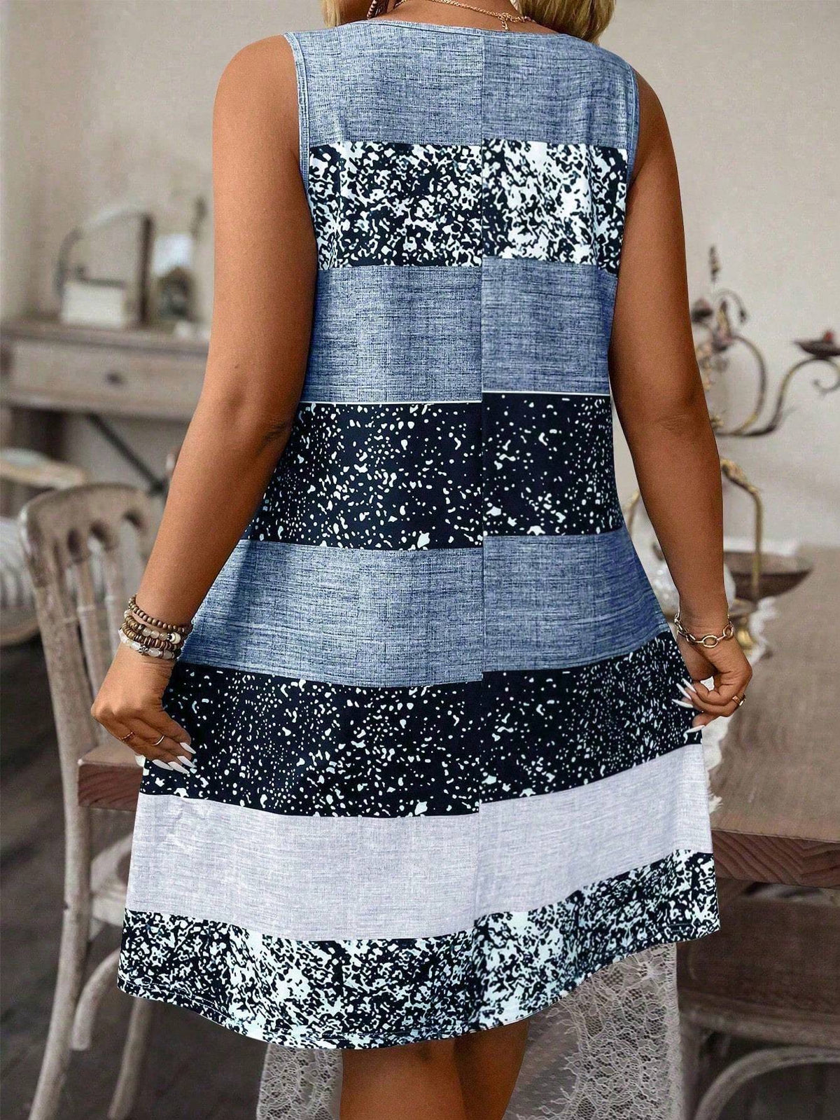 Plus-size Striped Tank Top Sleeveless Skirt Print