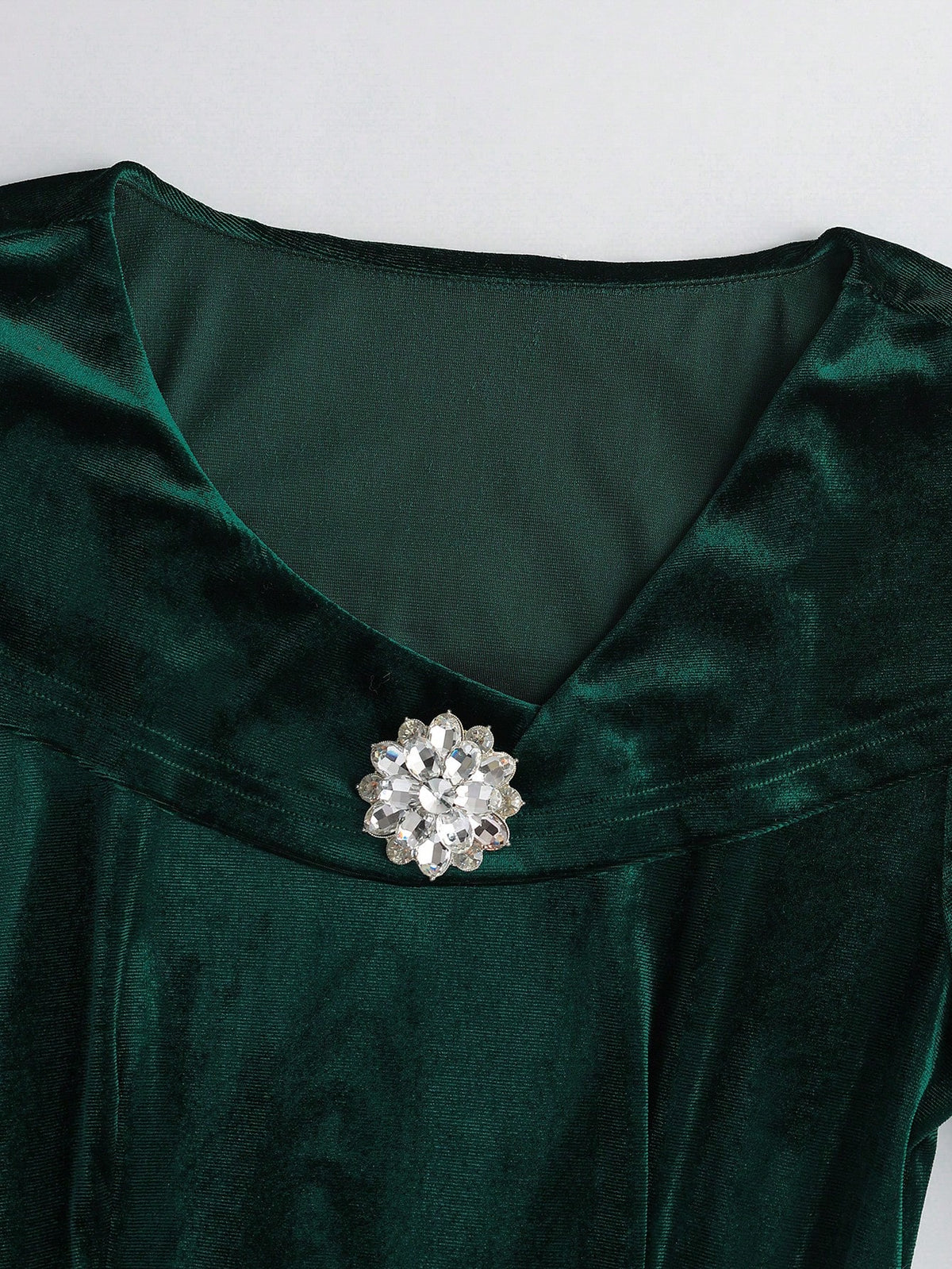 Women's dark green velvet rhinestone midi dress